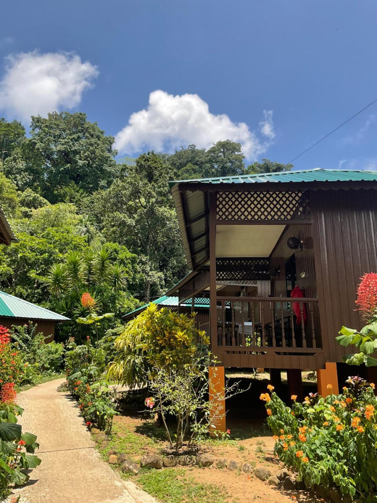 ABC Beach Tioman Kampong Ayer Batang Exterior foto
